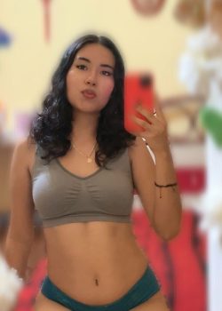 Hermosa jovencita culona 15