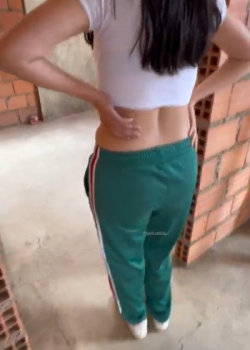 Follando luego de clases con la mejor amiga. 16