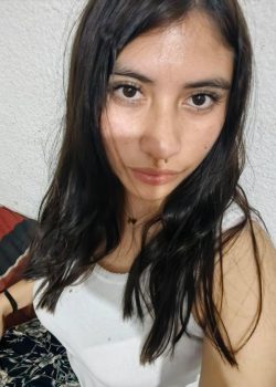 Morra colegiala funada por serle infiel a su novio 22
