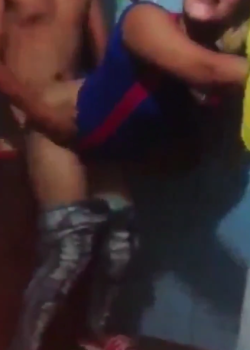 Capturado Follando en la reunion de Colegio 3