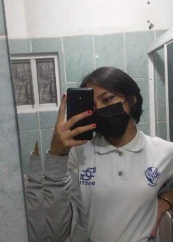 Pendeja egresada es tremenda putita y se filtra 1