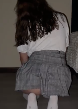 NO creeras el enorme CULO que tiene 3