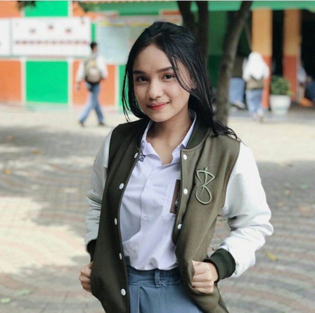 Recopilacion de aportes de colegialas trolitas 1
