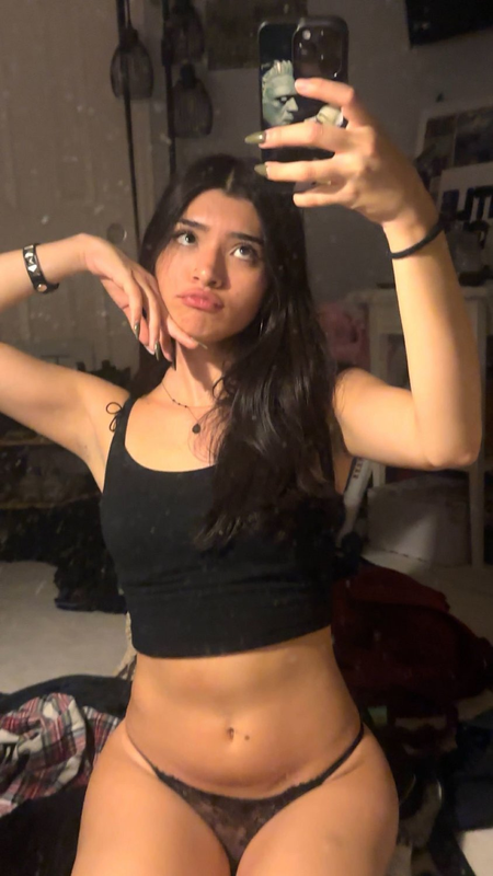 Pendejita colegiala termina filtrada por su ex novio 1