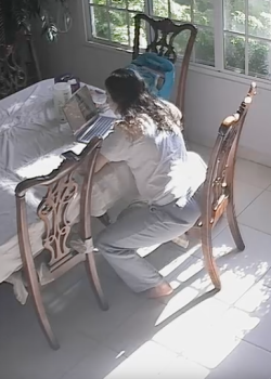 Esta morra anda caliente todo el tiempo + video 4
