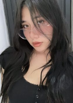 Me da lastima mi novio le toco una novia muy puta 2