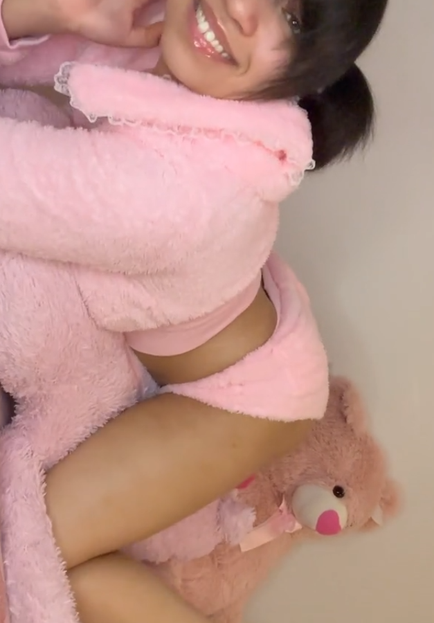 Lecciones de borde con tu pequeña hermanastra bimbo 1